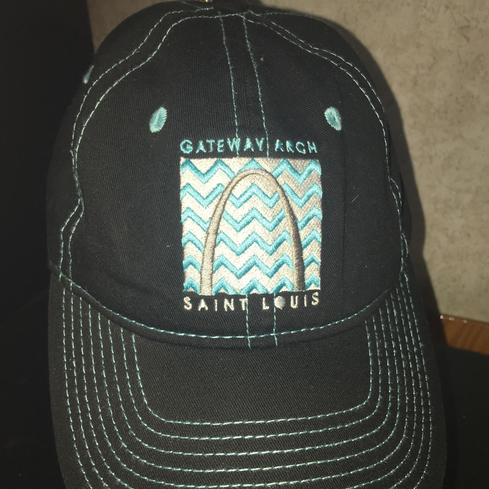 GATEWAY ARCH SAINT LOUIS HAT